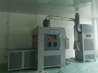 常州客戶案例：XBT-1515-7A轉(zhuǎn)盤式自動噴砂機安裝現(xiàn)場
