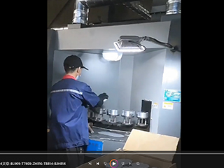 大連客戶(hù)案例：船舶除銹自動(dòng)噴砂機(jī)工作視頻
